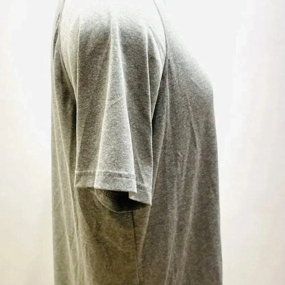 UNDER ARMOUR Men Short Sleeve Pullover Heatgear Crew Neck Gray T-Shirt Sz Small - Picture 10 of 12